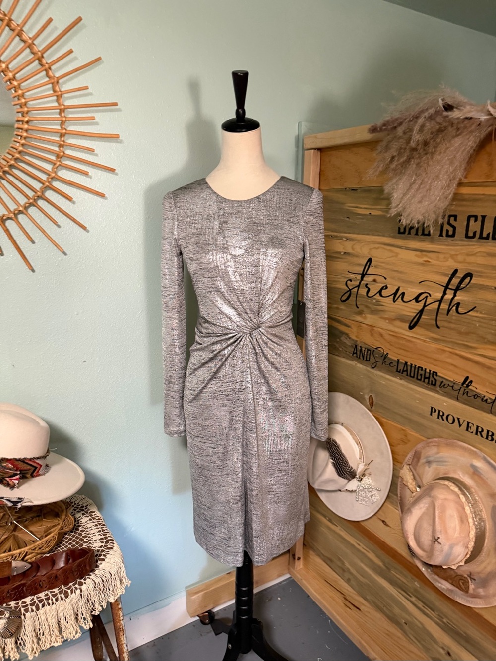 Vince Camuto Silver Twist-Front Long Sleeve Sheath Dress